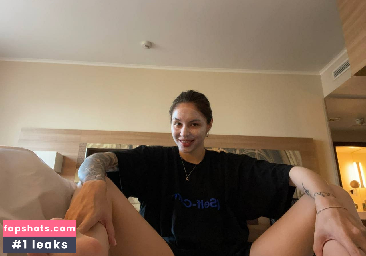 DianaRice gallery photo #3