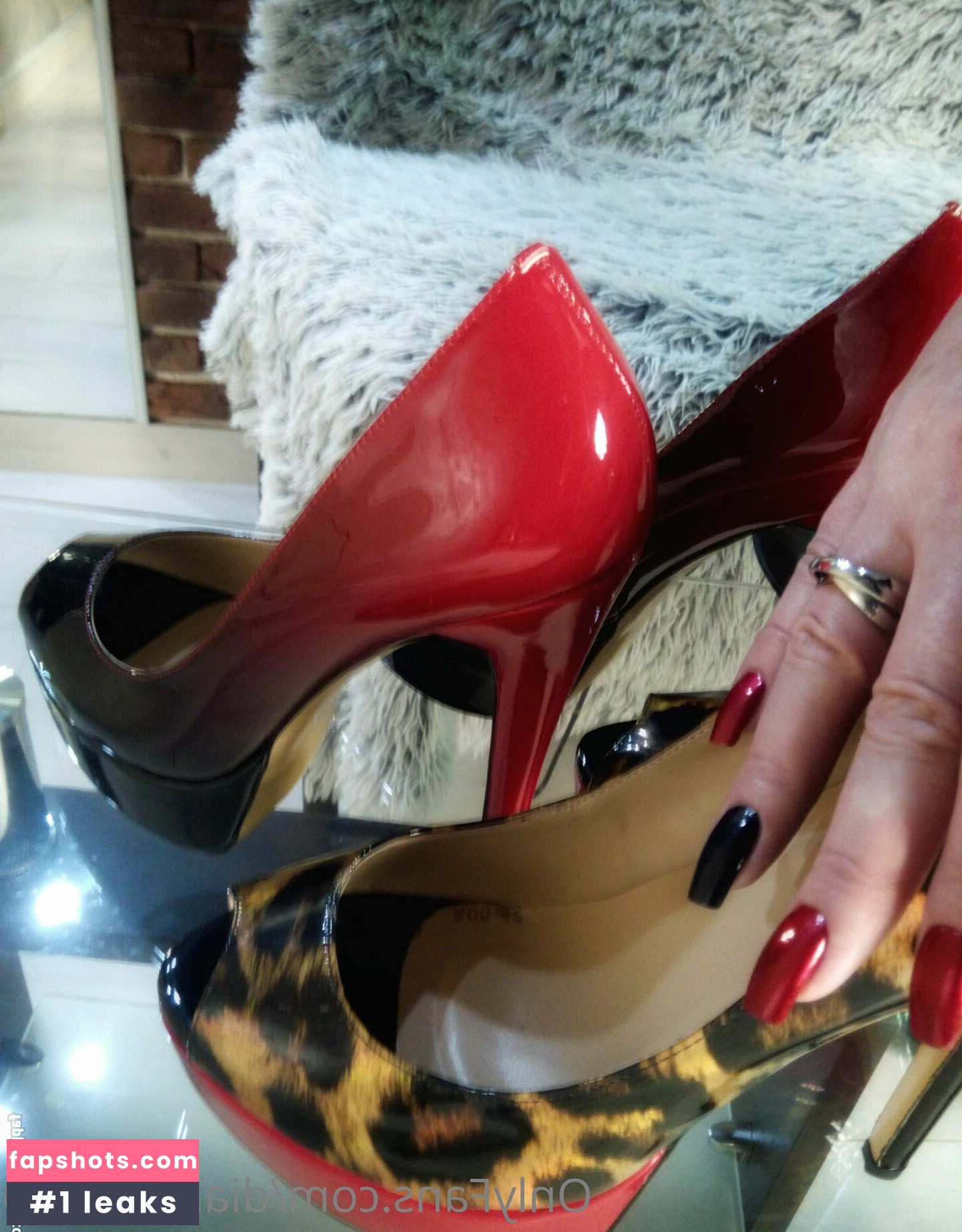 dianatg2000 gallery photo #3