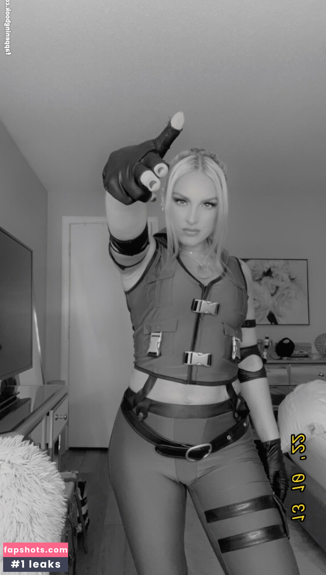 dianaXo gallery photo #15