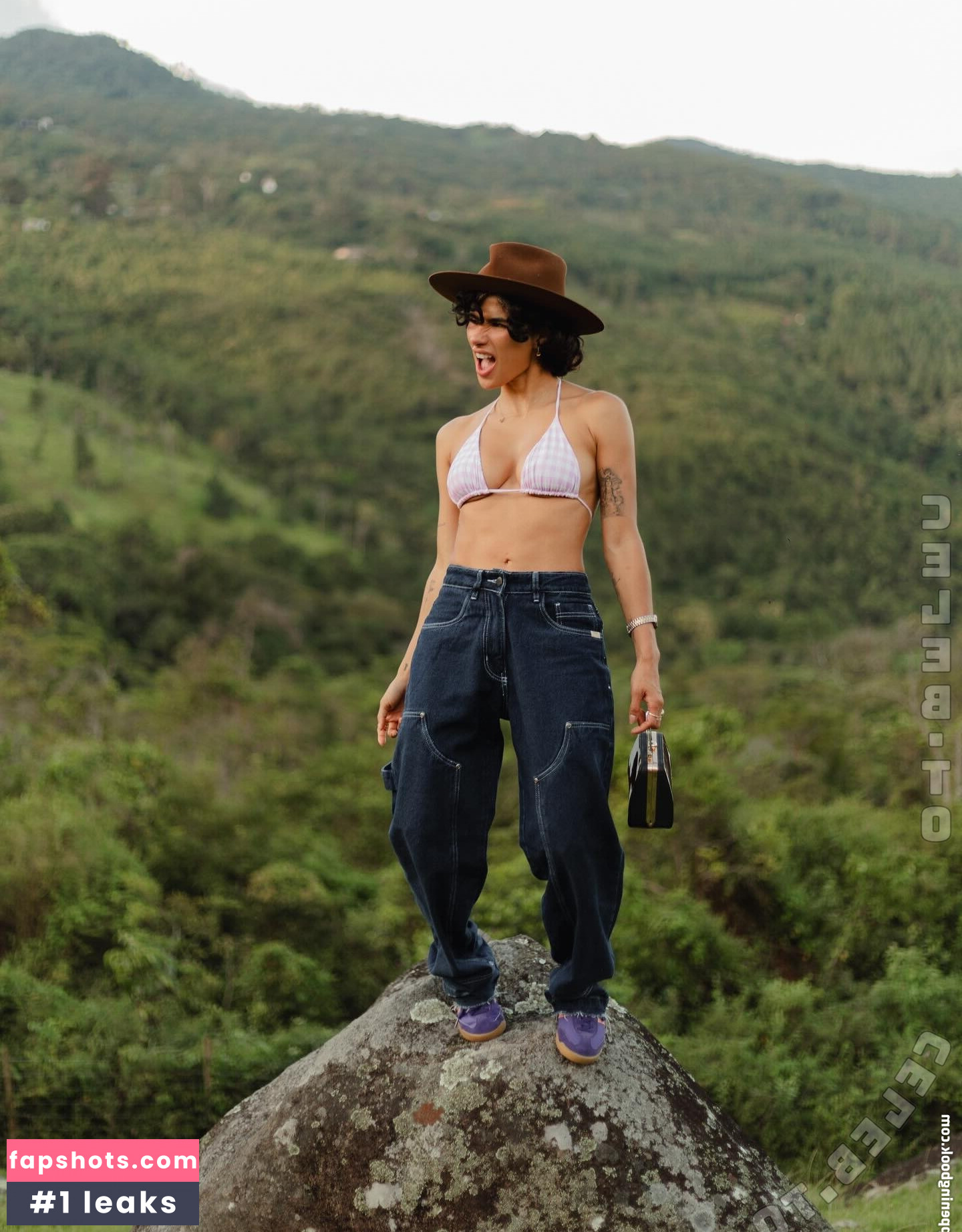 Diane Guerrero gallery photo #2