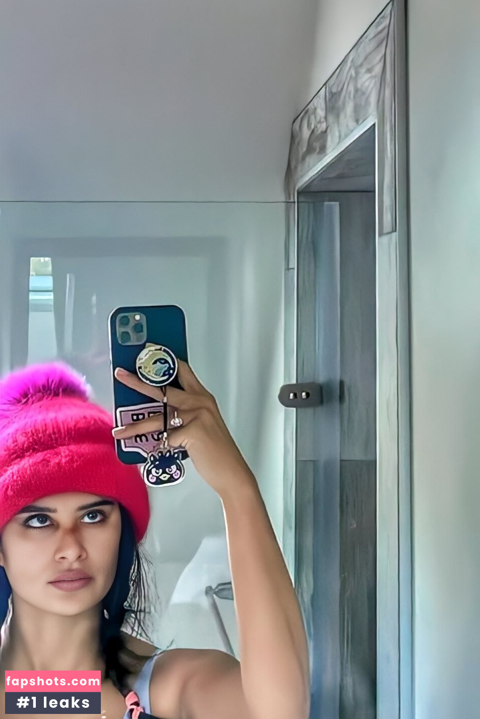 Diane Guerrero gallery photo #140