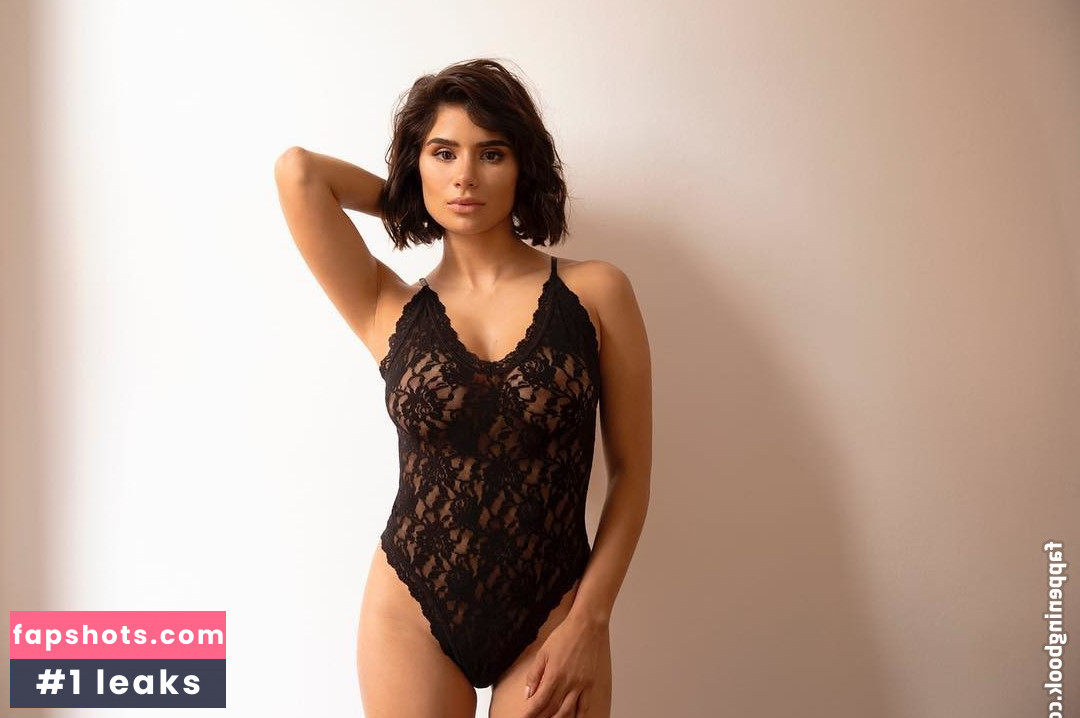 Diane Guerrero gallery photo #211