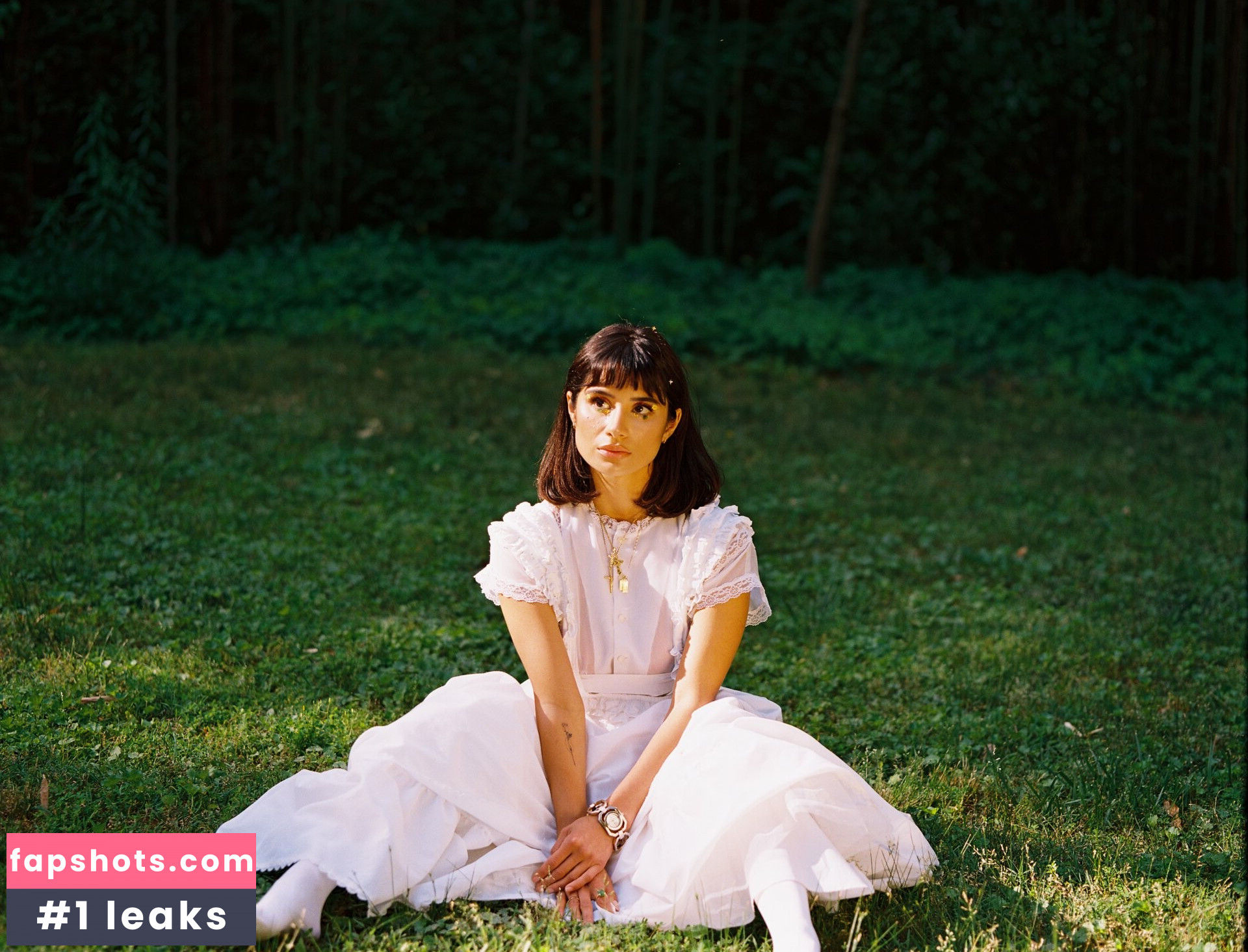 Diane Guerrero gallery photo #47