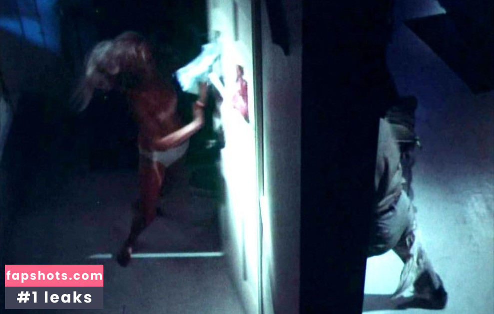 Diane Jones nude babe gallery