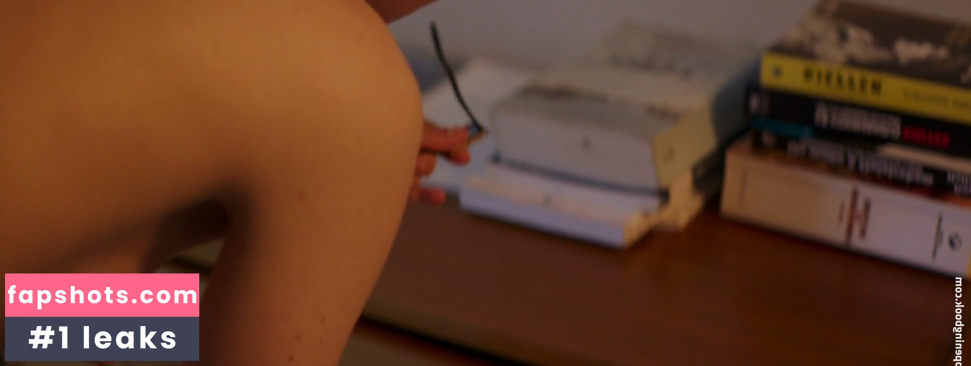 Diane Rouxel gallery photo #6