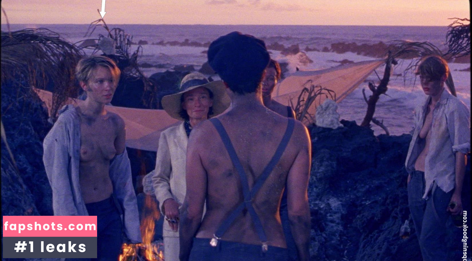 Diane Rouxel gallery photo #9