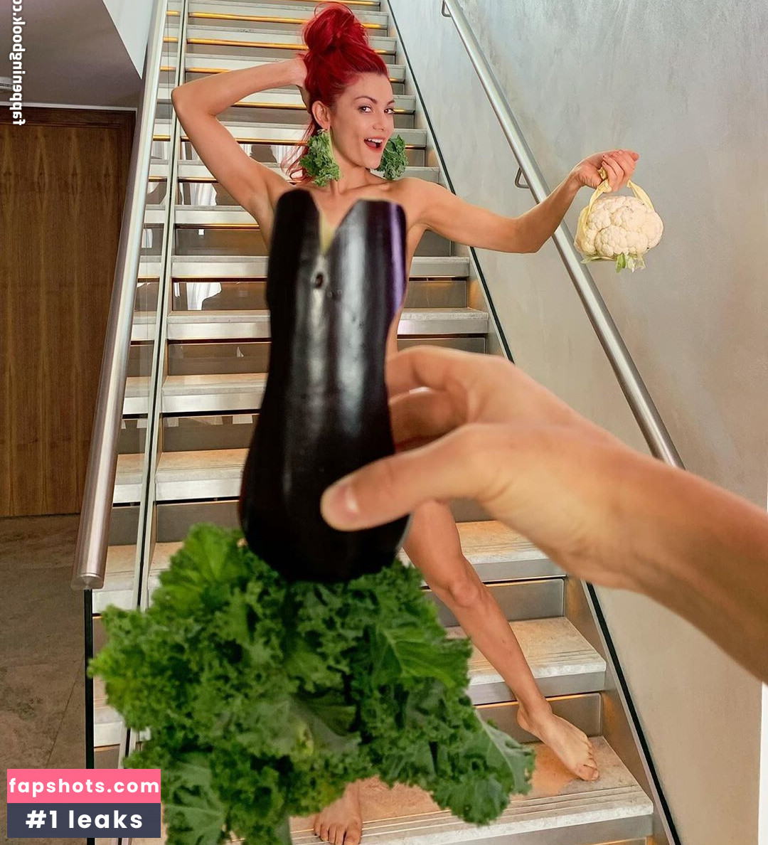 Dianne Buswell gallery photo #13