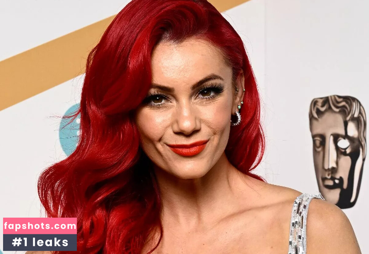 Dianne Buswell gallery photo #22