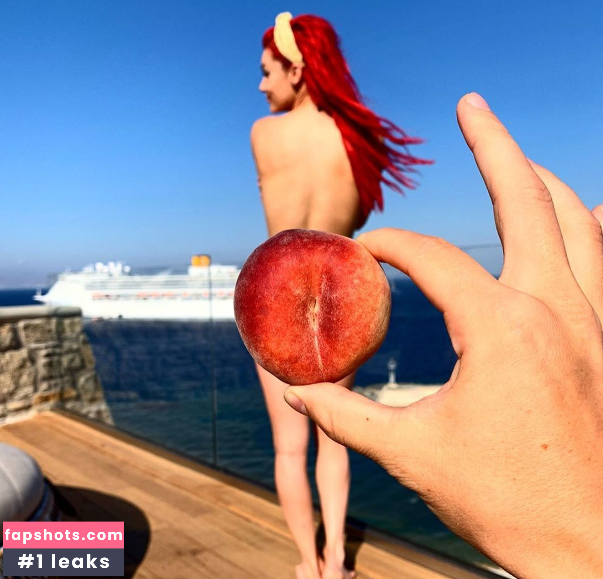 Dianne Buswell gallery photo #31