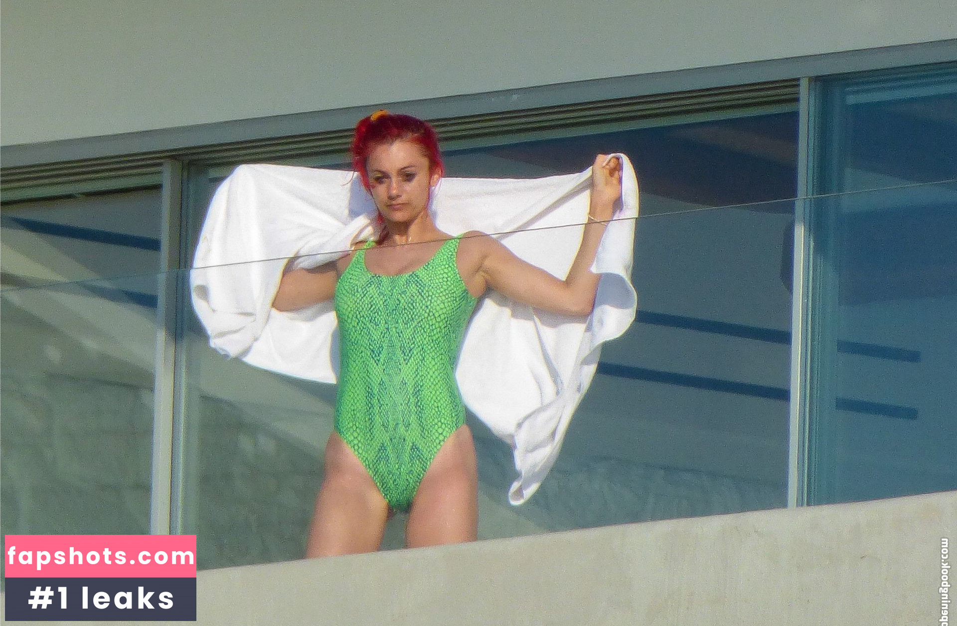 Dianne Buswell gallery photo #32