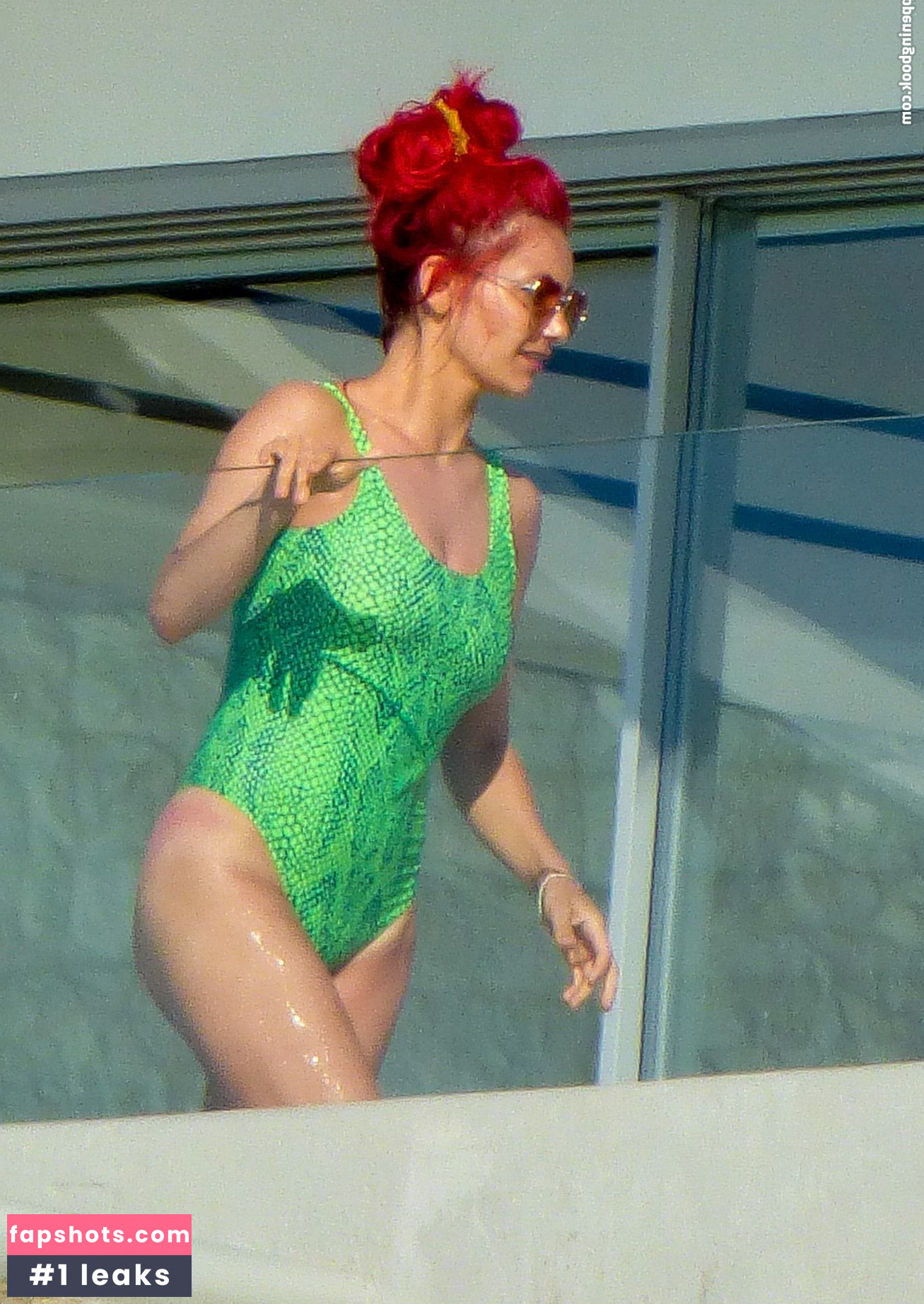 Dianne Buswell gallery photo #39