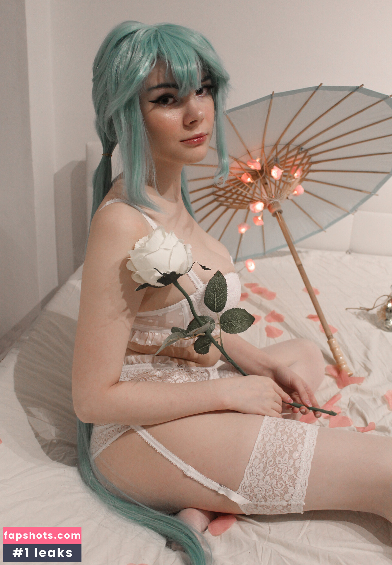 DieHanane Nude Leaks OnlyFans Photos #14 - LeakJerk