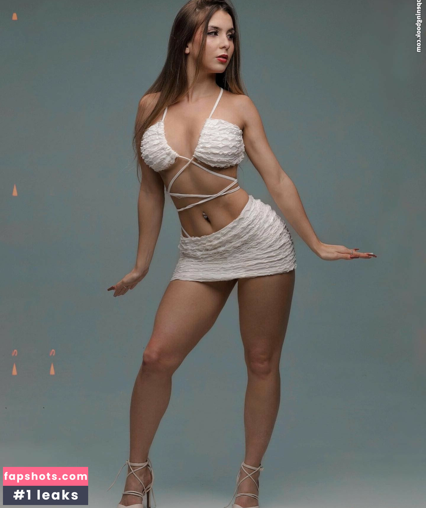 Dienifer Lima gallery photo #26