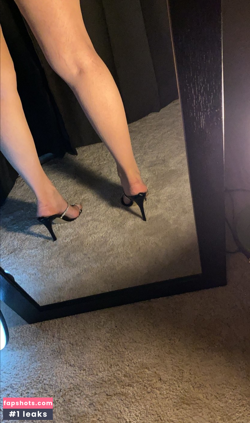 Dilan Dere gallery photo #65