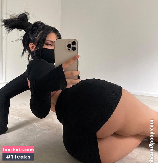 Dilan Dere gallery photo #91