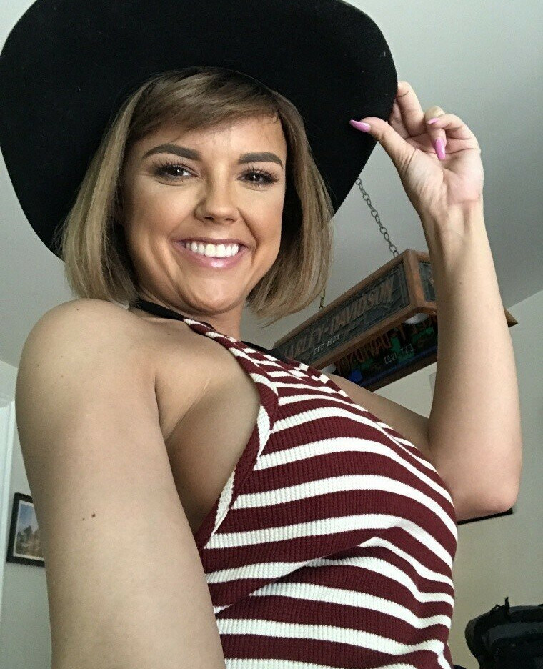 dillion-harper gallery photo #1071