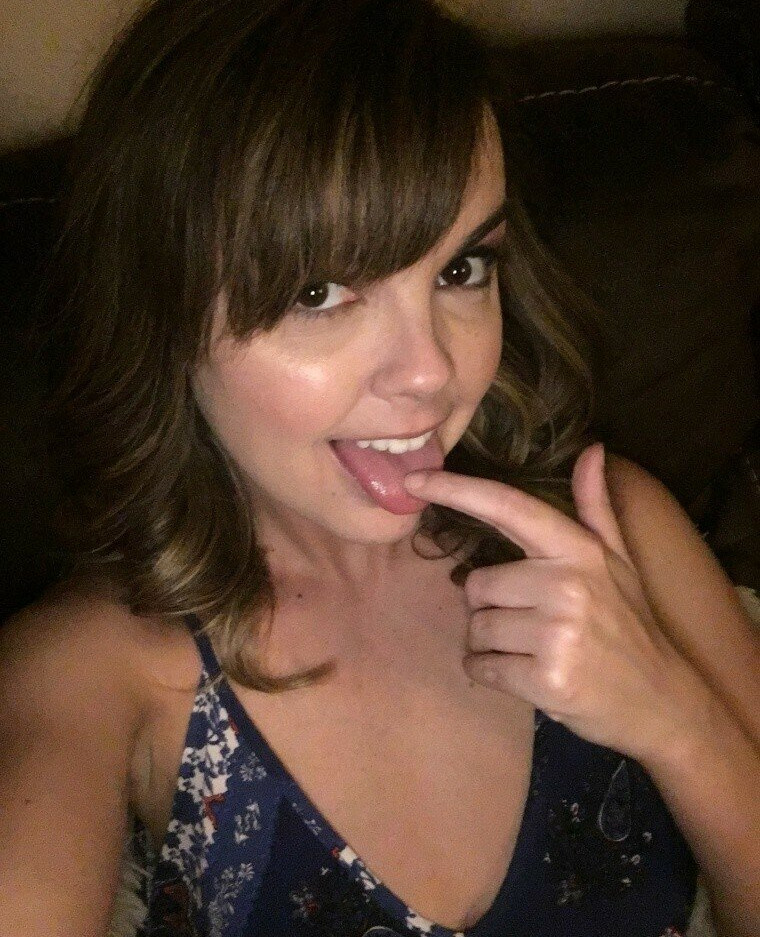 dillion-harper gallery photo #1088