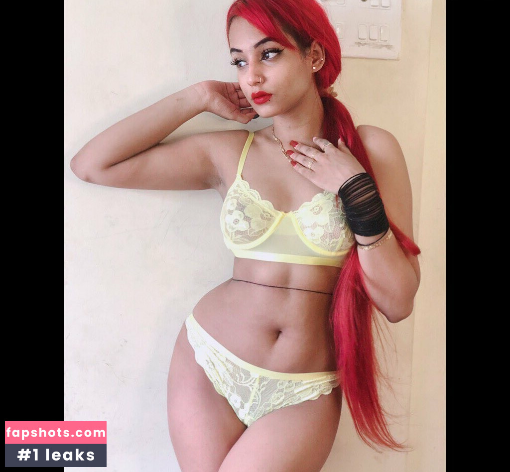 Dilnoor Aka gallery photo #7