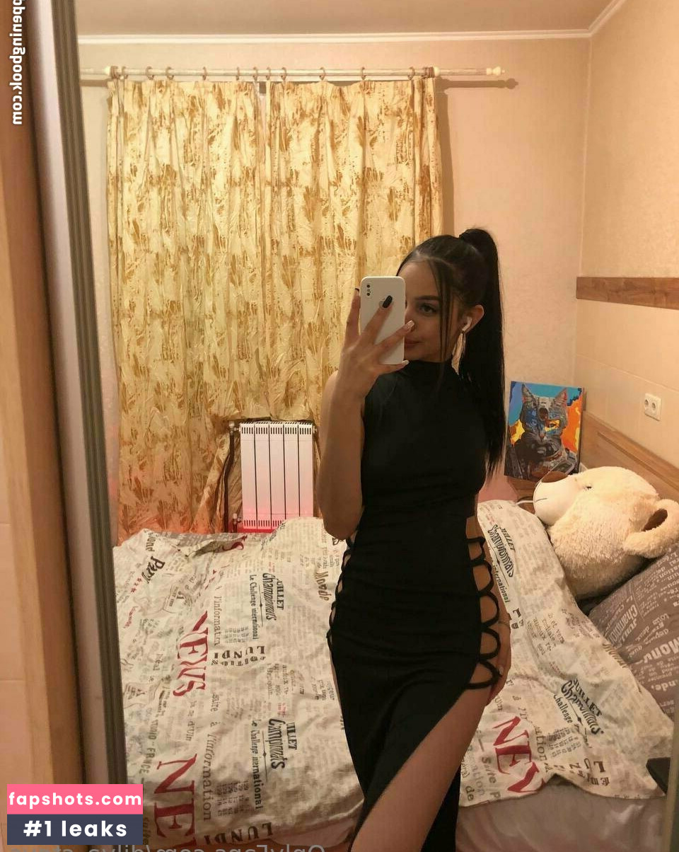 dilya_cherry gallery photo #2