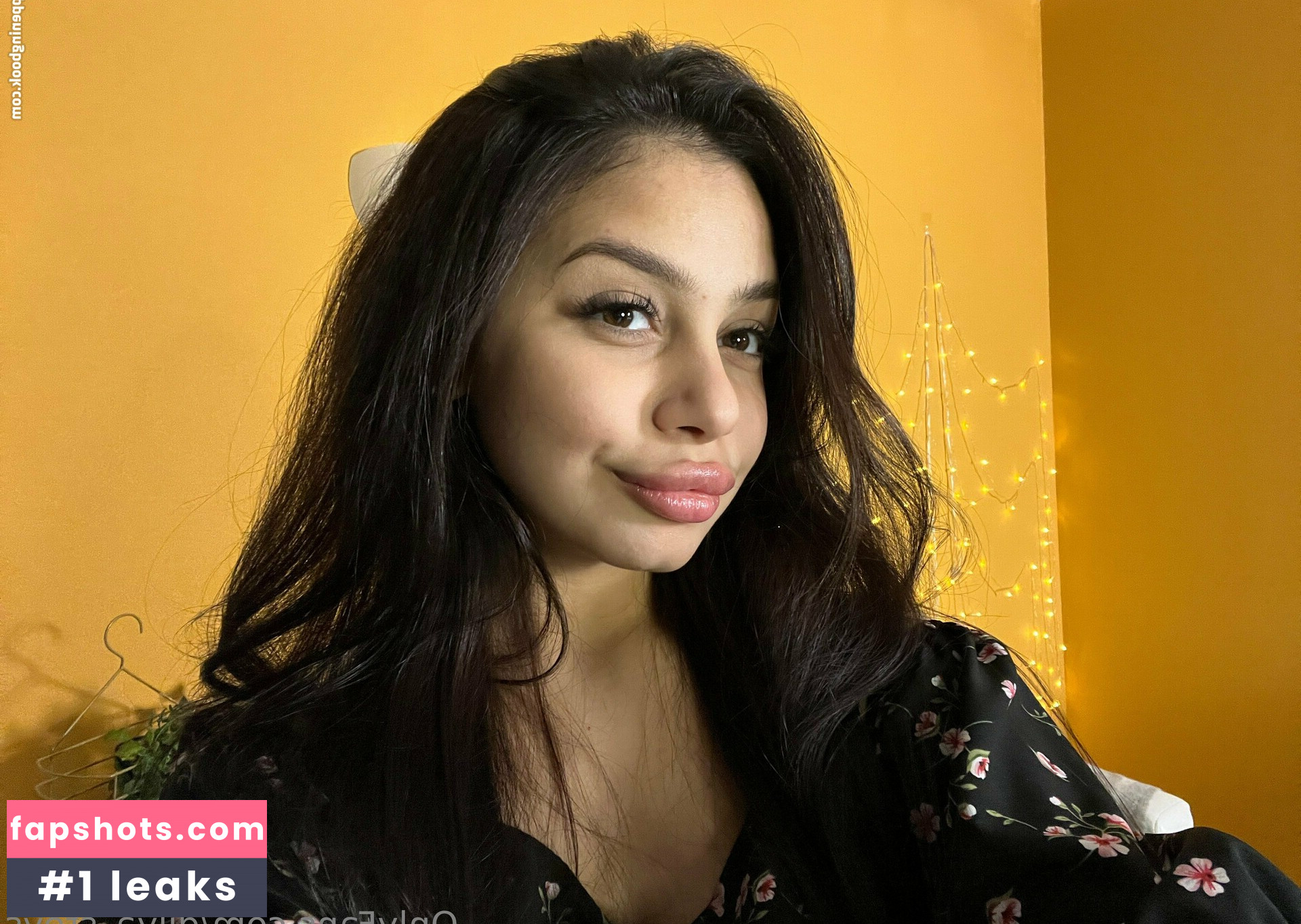 dilya_cherry gallery photo #4