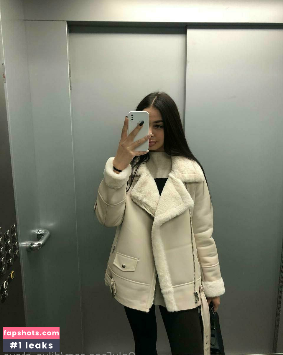 dilya_cherry gallery photo #7