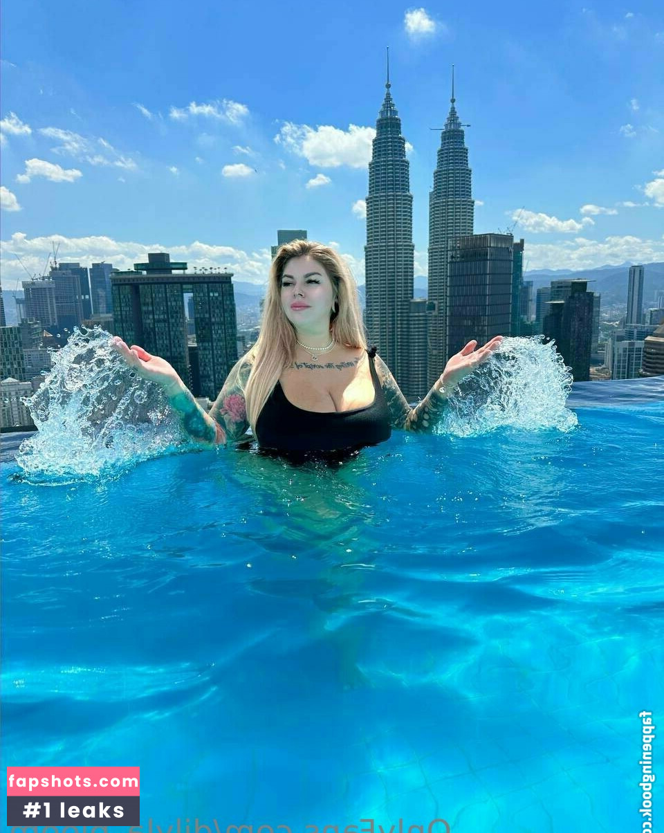 Dilyla Bloom gallery photo #22