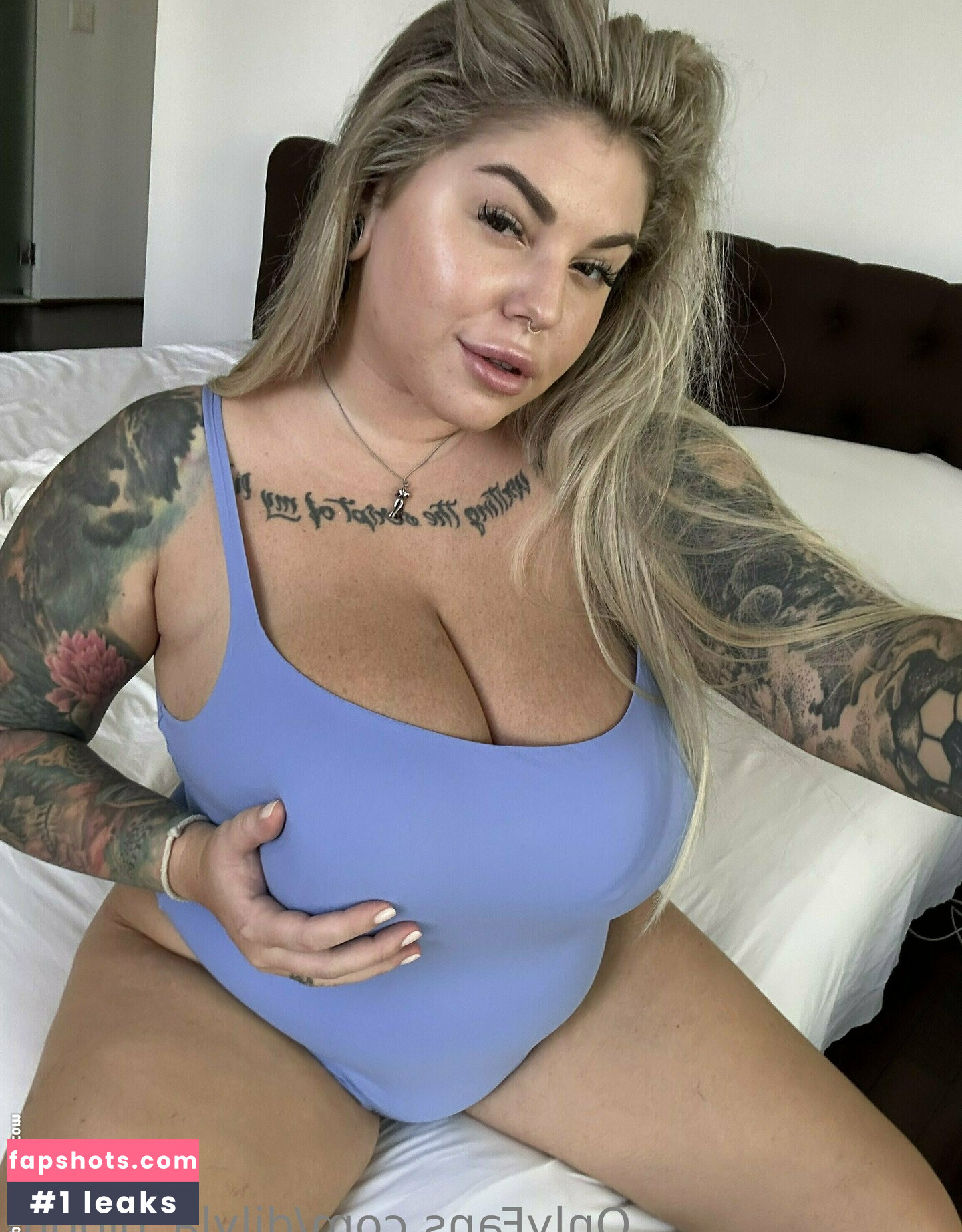 Dilyla Bloom gallery photo #38