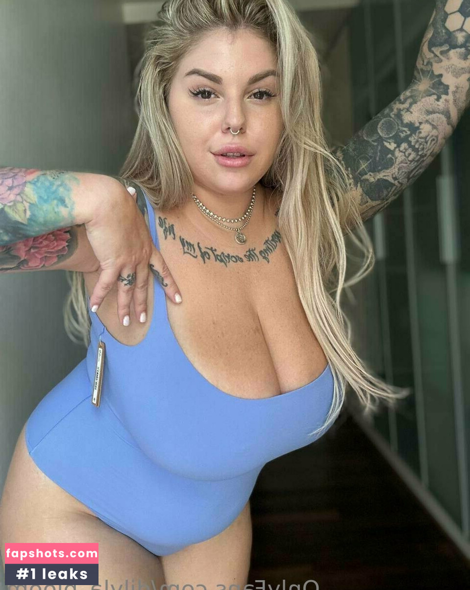 Dilyla Bloom gallery photo #56