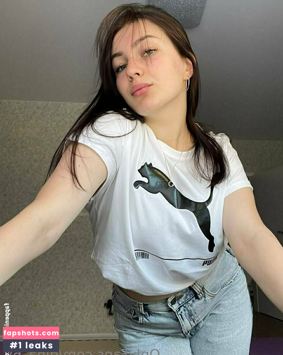 dina_69 gallery photo #4