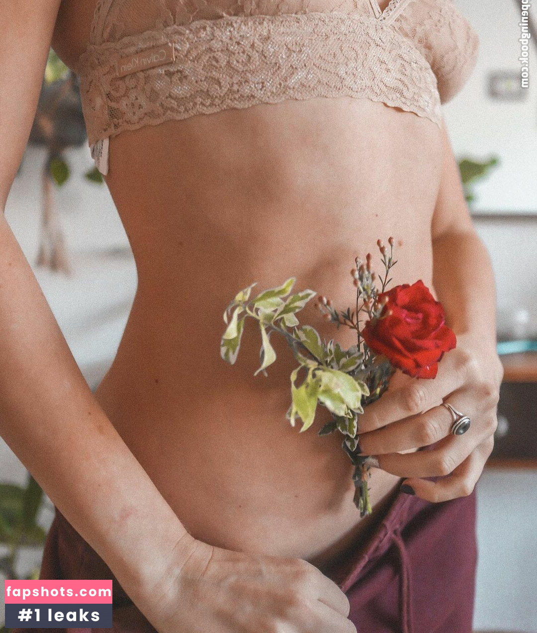 Dina Grinberg gallery photo #12