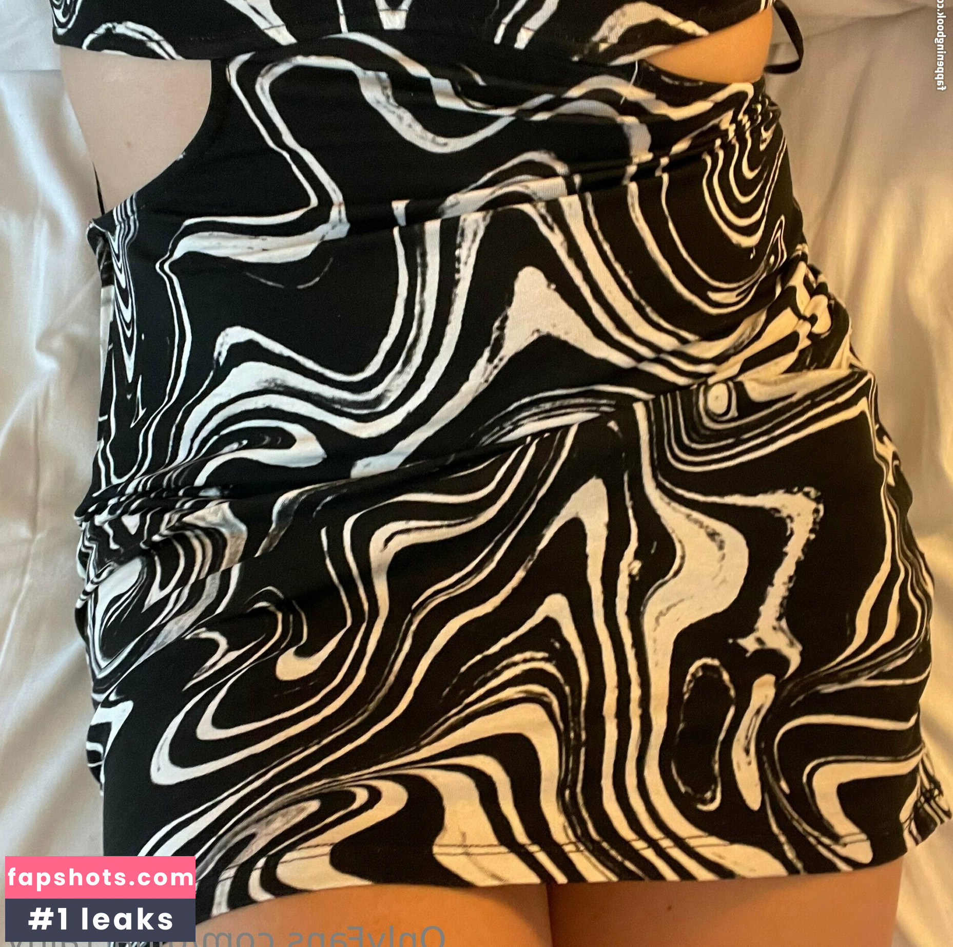 dina_rainy gallery photo #2