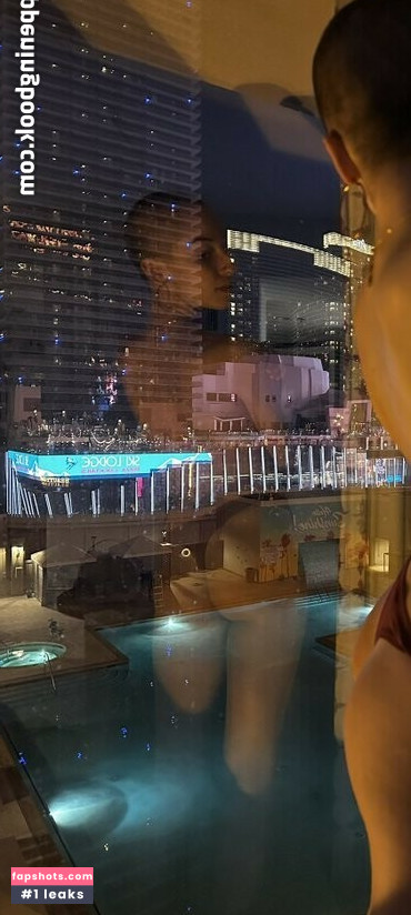 Dinogirlsam gallery photo #2