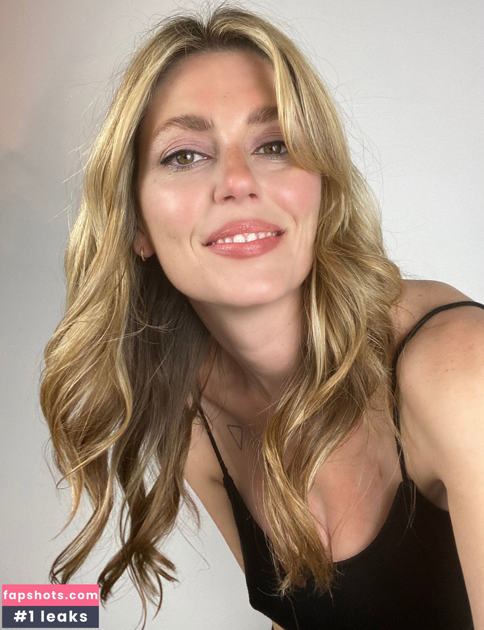 Diora Baird gallery photo #1410