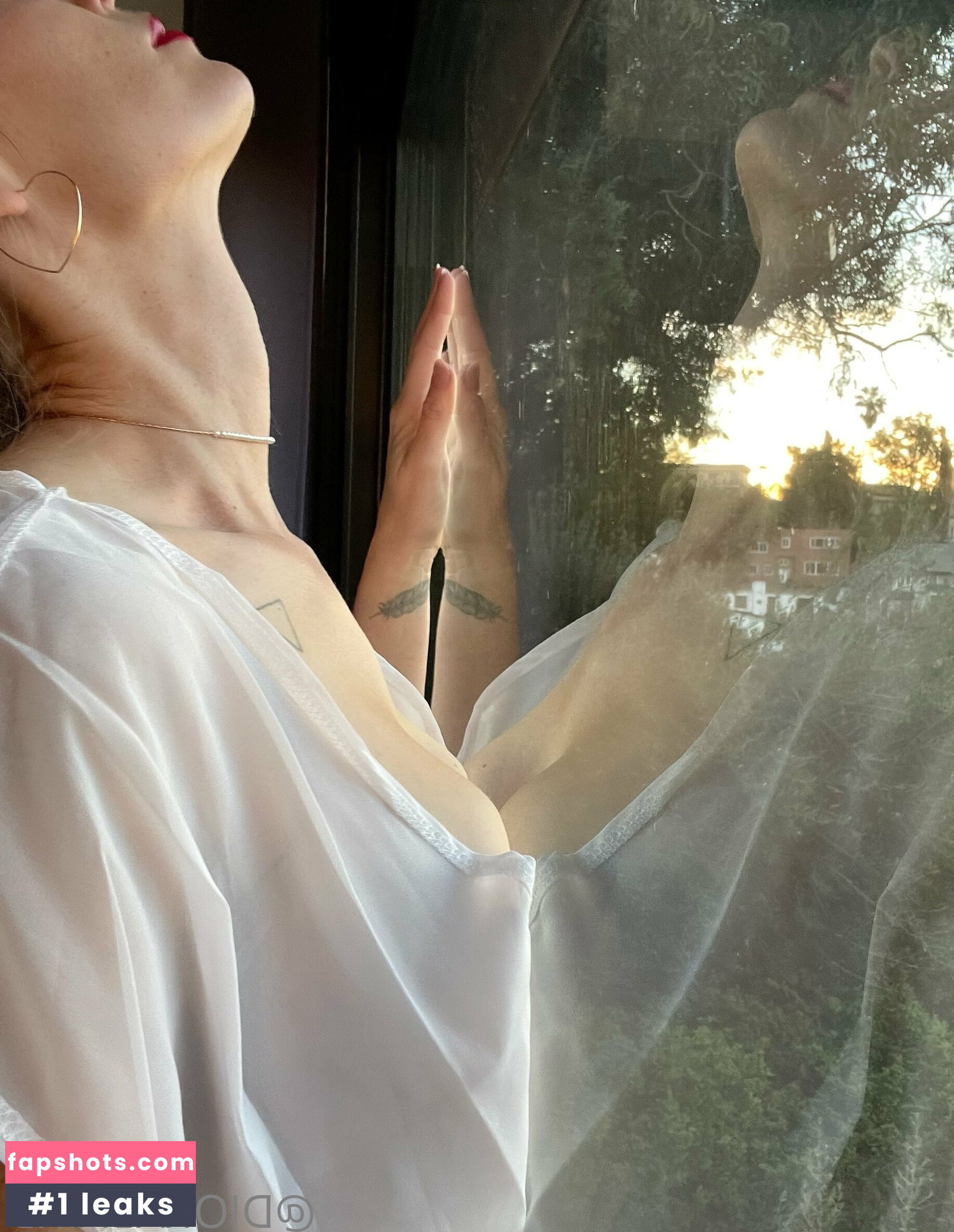 Diora Baird gallery photo #1040