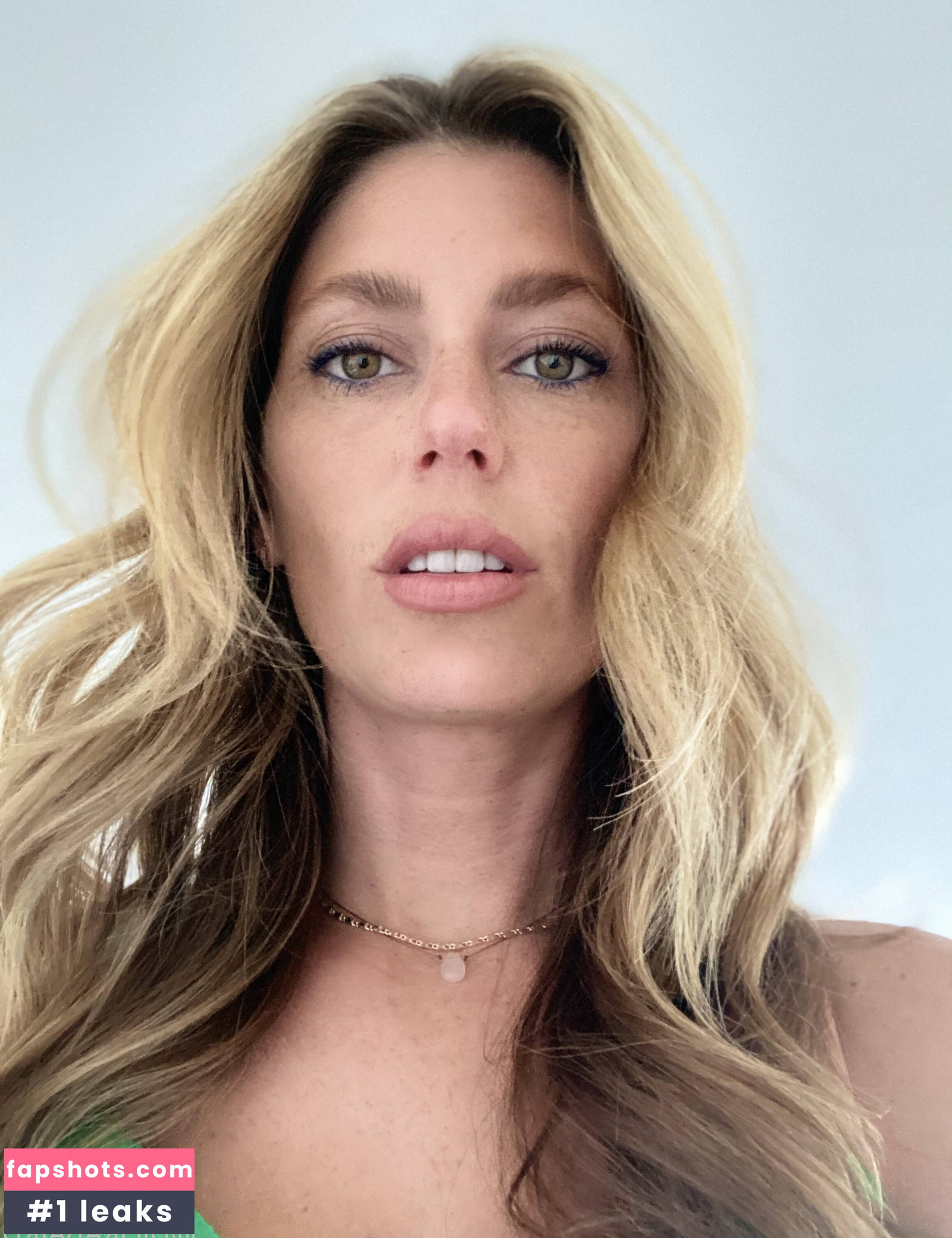 Diora Baird gallery photo #972