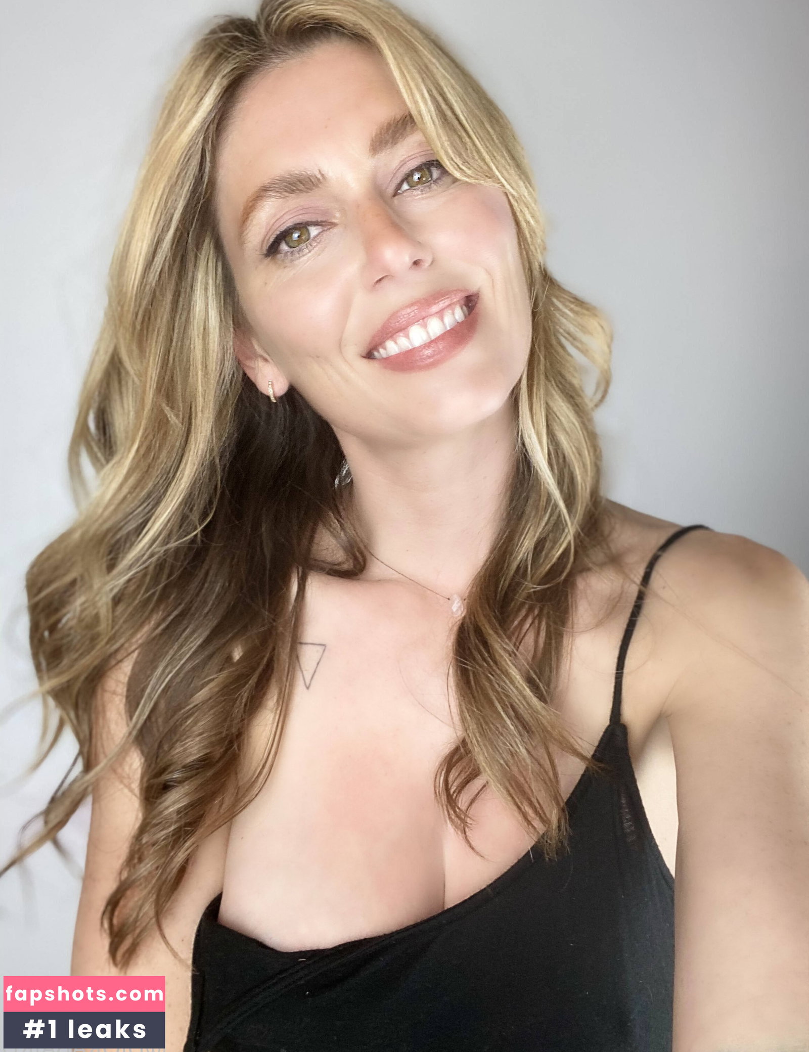 Diora Baird gallery photo #1135