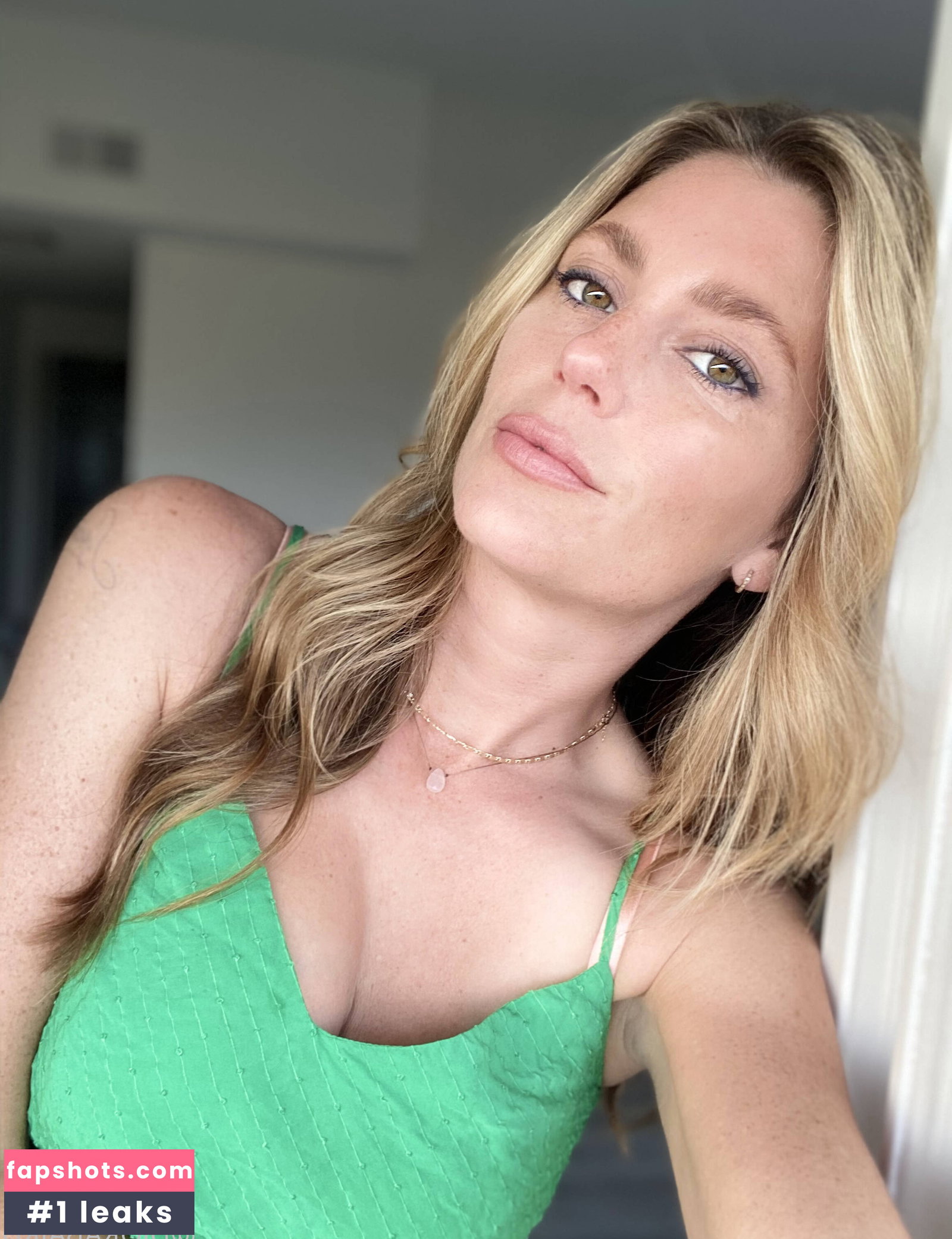 Diora Baird gallery photo #2595