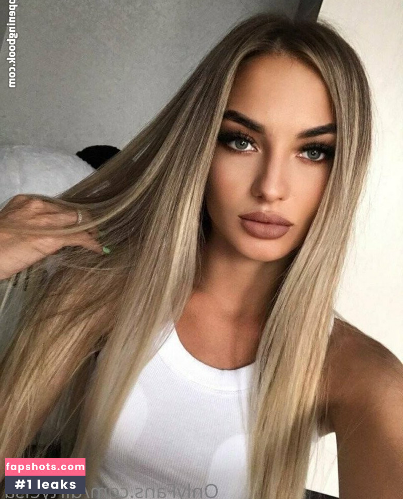 Dirtyelsa Nude Leaks OnlyFans Photos #29 - LeakJerk