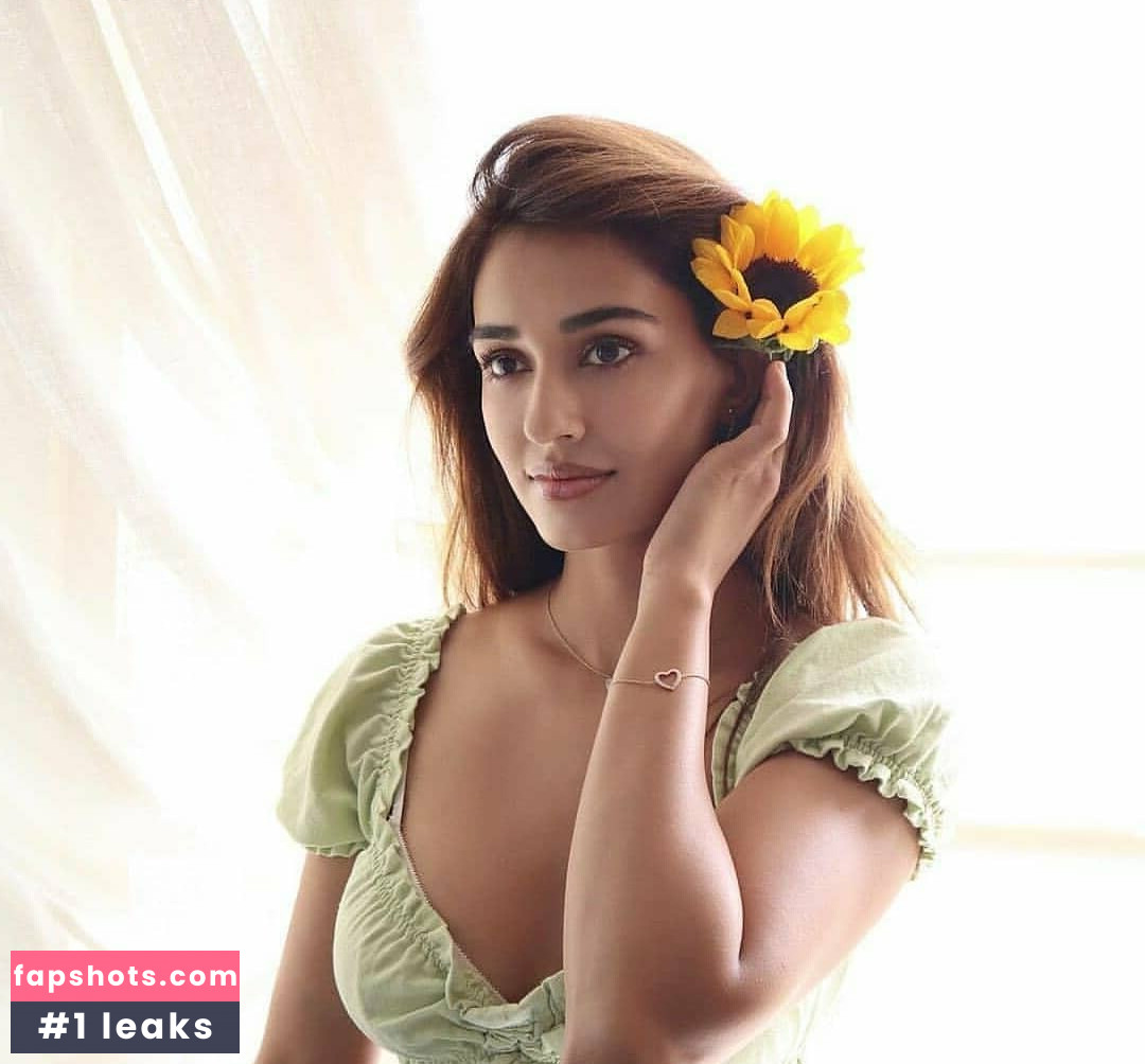 Disha Patani gallery photo #49