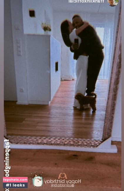 Diskussion: carlotta.bnk nude babe gallery