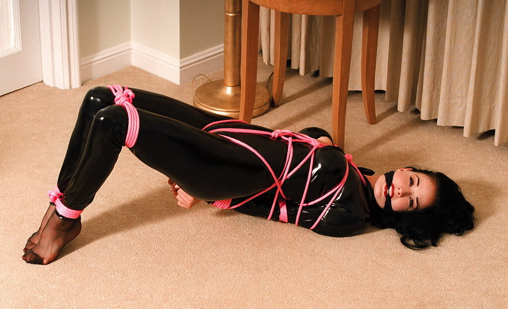 dita-von-teese gallery photo #1038