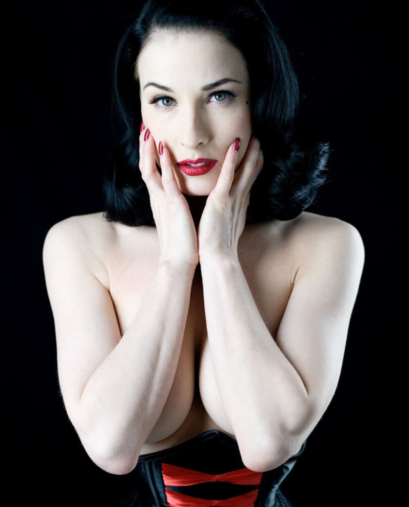 dita-von-teese gallery photo #1324