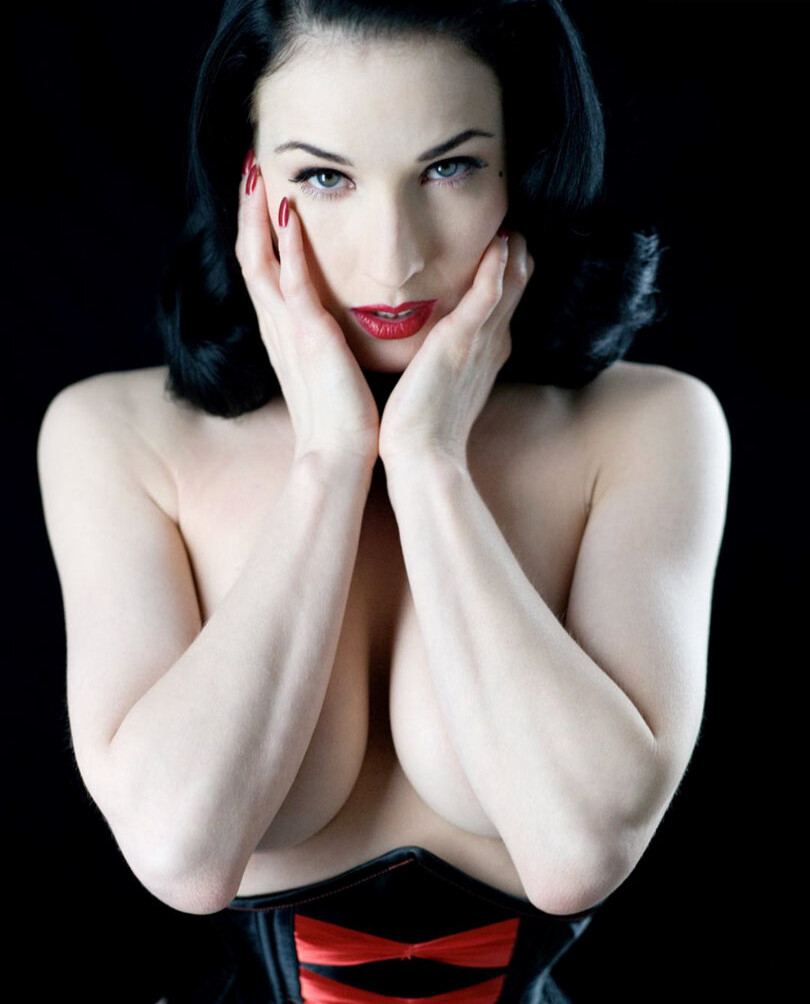 dita-von-teese gallery photo #1331