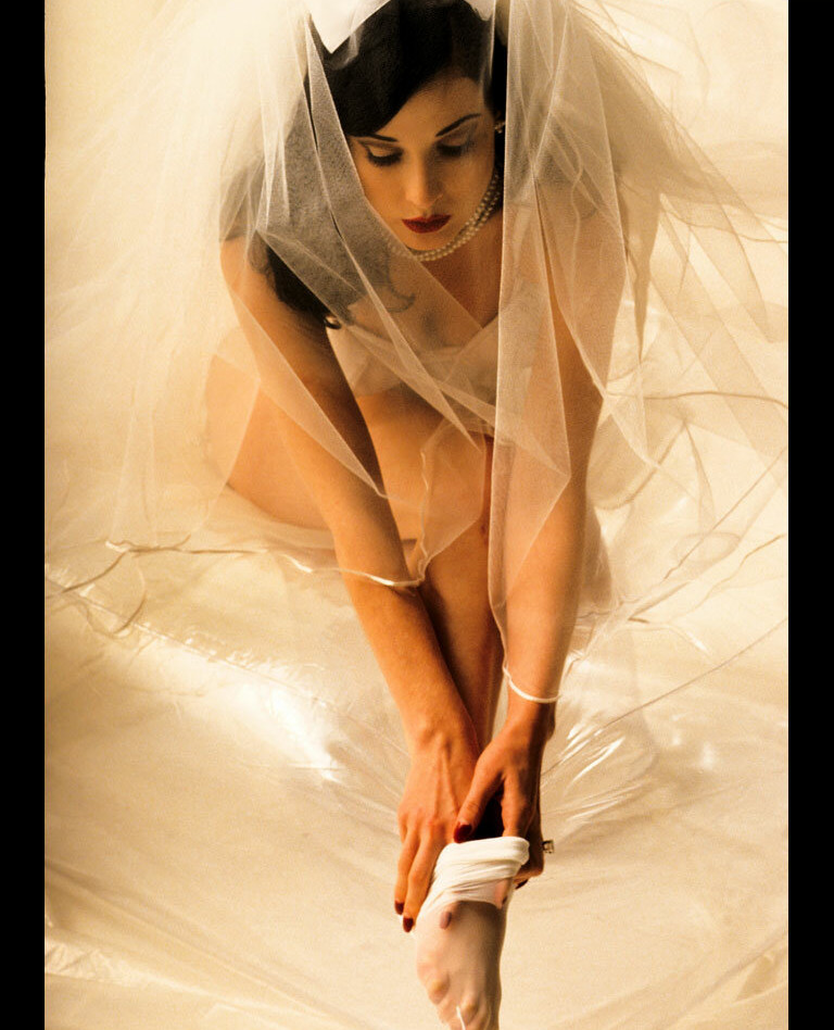 dita-von-teese gallery photo #2001