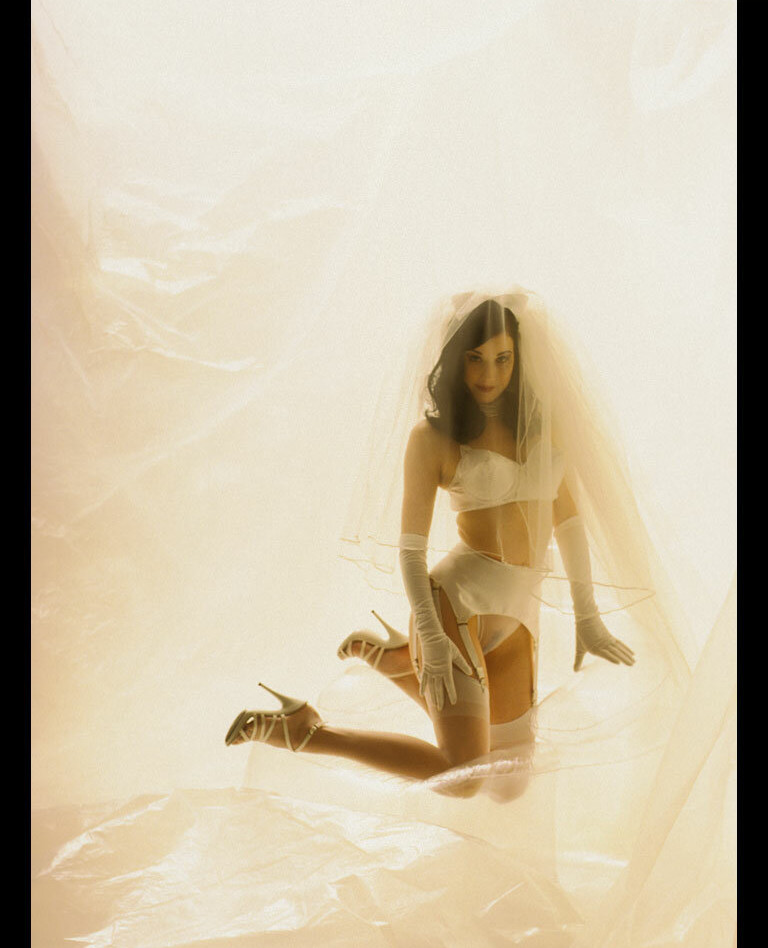 dita-von-teese gallery photo #2029