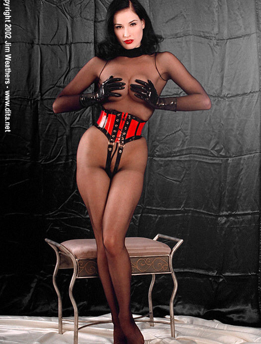 dita-von-teese gallery photo #824