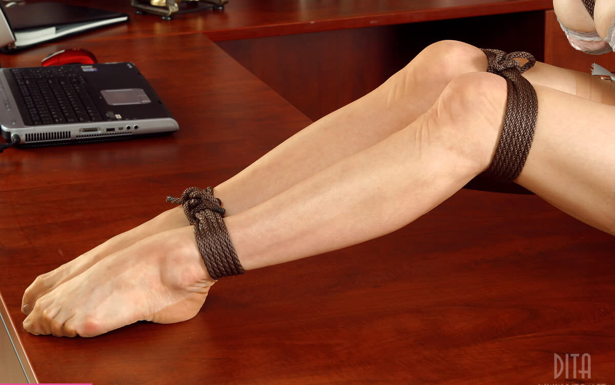 dita-von-teese gallery photo #914