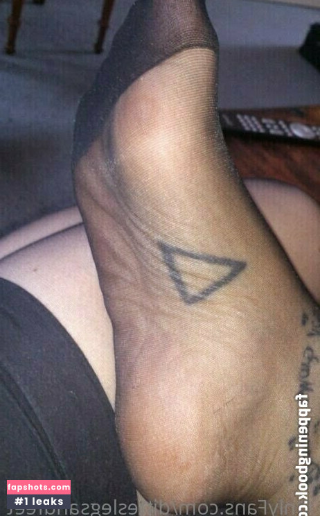 ditteslegsandfeet Nude Leaks OnlyFans Photos #15 - LeakJerk