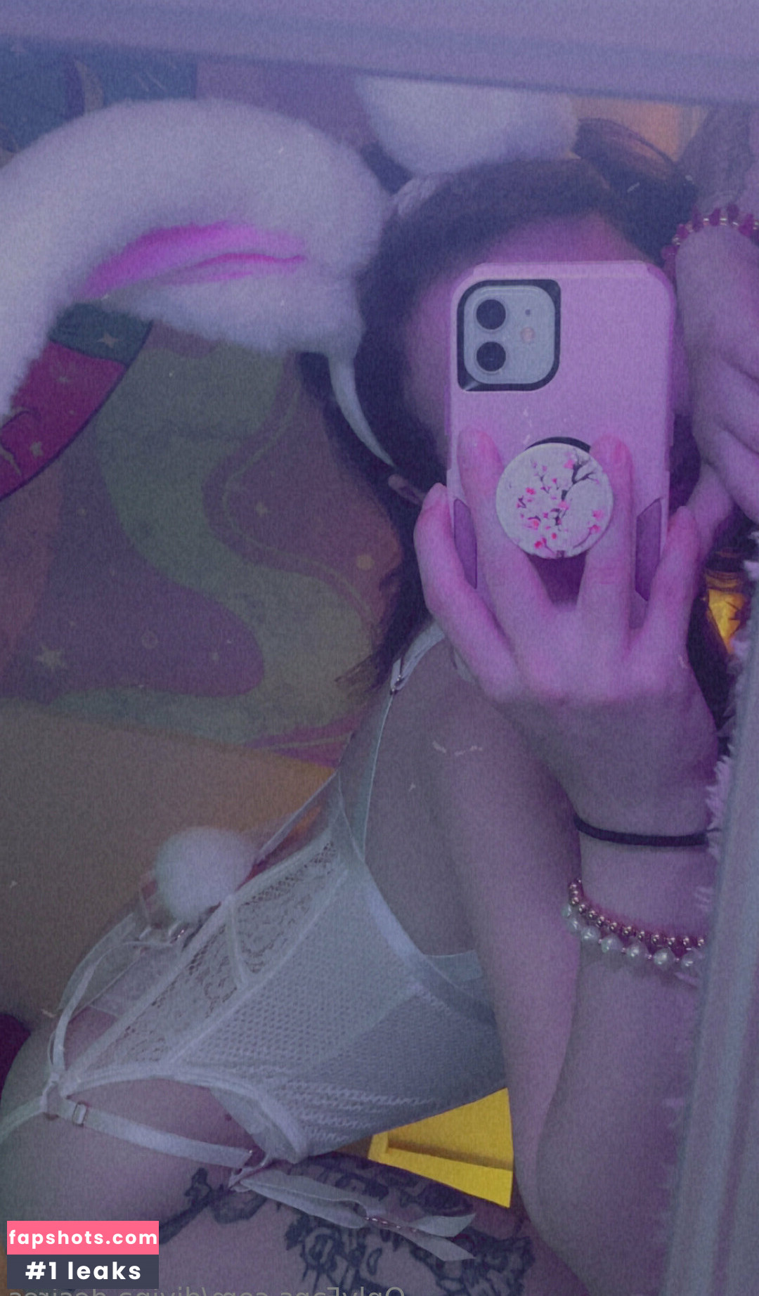 divina.desires gallery photo #3