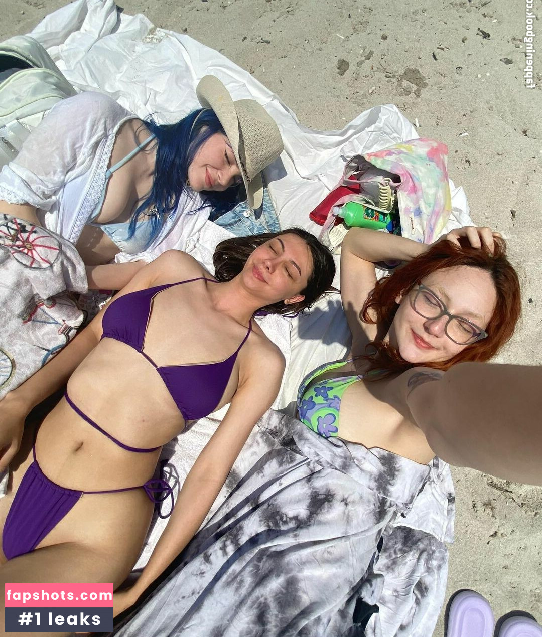 Dixowho gallery photo #5